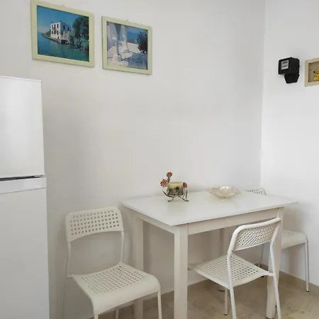 νέος πύργος Family - Studio Неос-Пиргос
